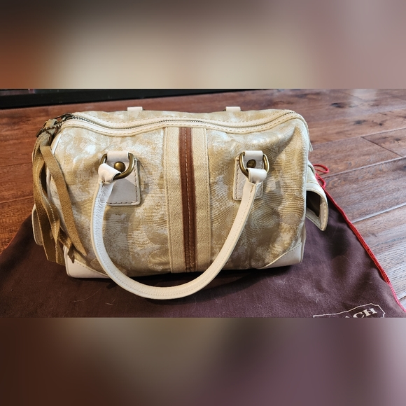 Beige Coach Sachel - Picture 2 of 6